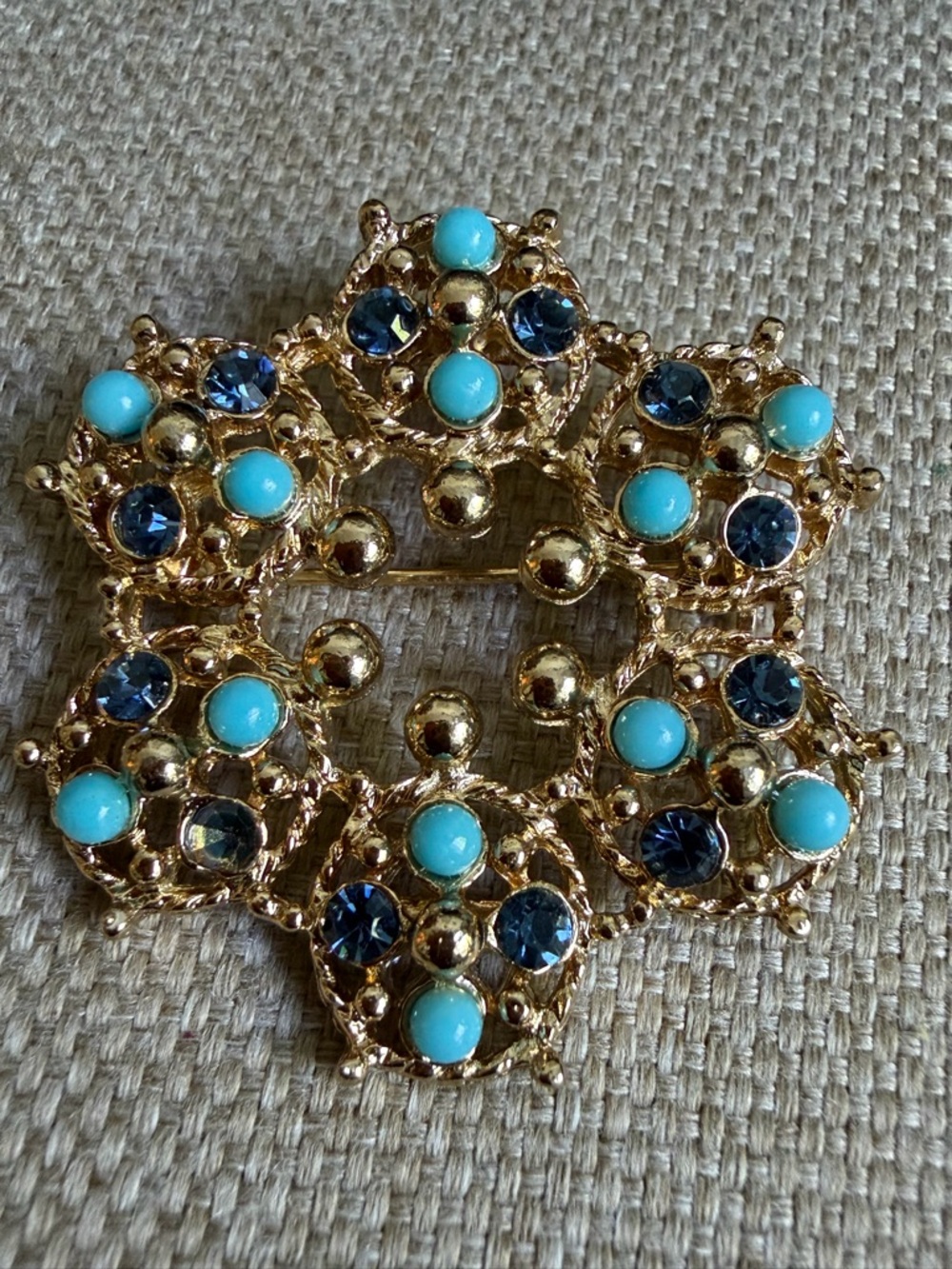 Sarah Coventry BLUE TWILIGHT Brooch
